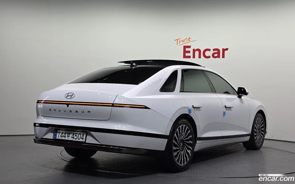 Hyundai Grandeur Hybrid 2024 — миниатюра 2