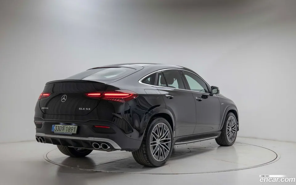 Mercedes-Benz GLE-Class AMG GLE53 4MATIC+ 2025 — фото 1, купить с доставкой в Москву