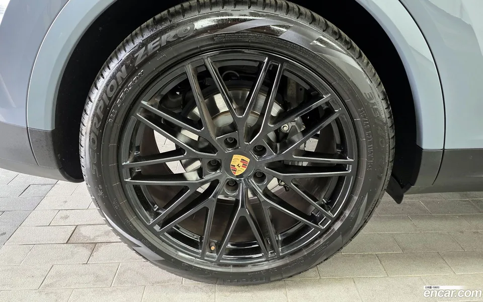 Porsche Cayenne 3.0 2023 — миниатюра 5