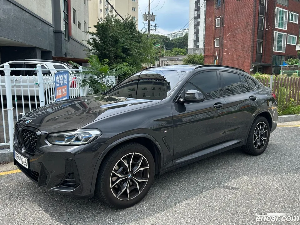 BMW X4 xDrive20i M 2024 — миниатюра 2