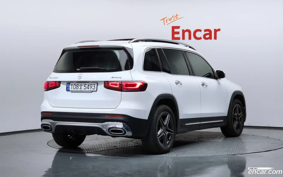 Mercedes-Benz GLB-Class GLB250 4MATIC 2023 — миниатюра 2
