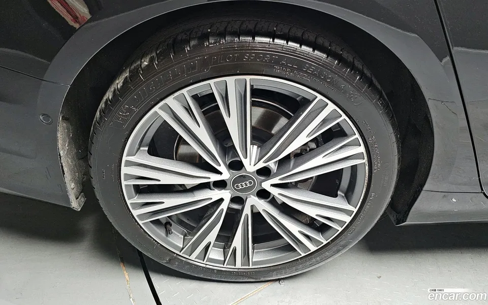 Audi A6 45 TFSI 2023 — миниатюра 5