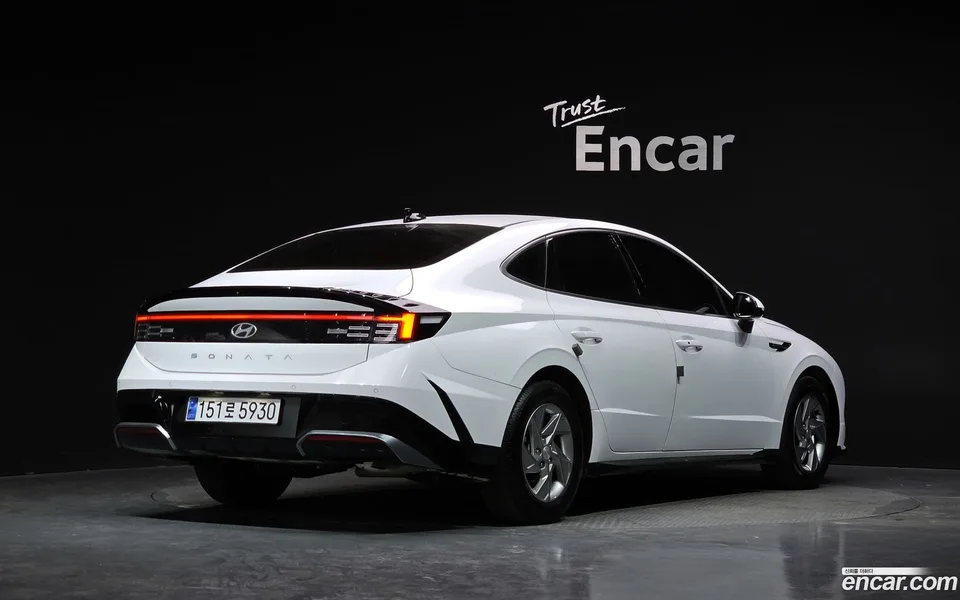 Hyundai Sonata The Edge 2.0 LPG() 2023 — миниатюра 2