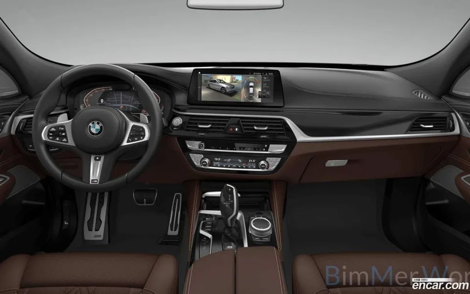 BMW 6 Series GT 630i xDrive M 2023 — миниатюра 5