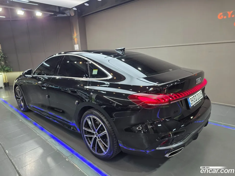 Audi A5 40 TFSI S Line 2025 — миниатюра 2