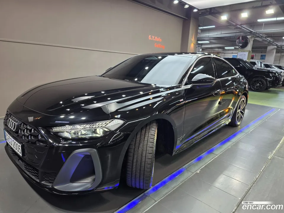 Audi A5 40 TFSI S Line 2025 — фото 1, купить с доставкой в Москву