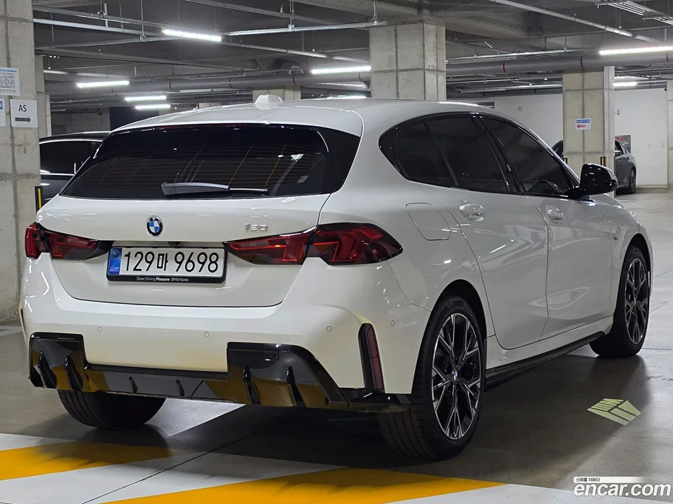 BMW 1 Series 120 M 2025 — миниатюра 2