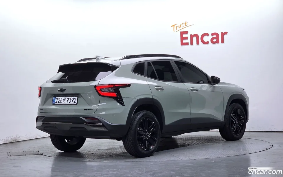 Chevrolet Trax Crossover 1.2 ACTIV 2025 — миниатюра 2