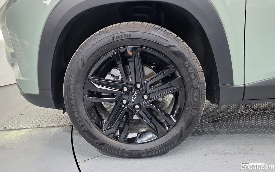 Chevrolet Trax Crossover 1.2 ACTIV 2025 — миниатюра 5