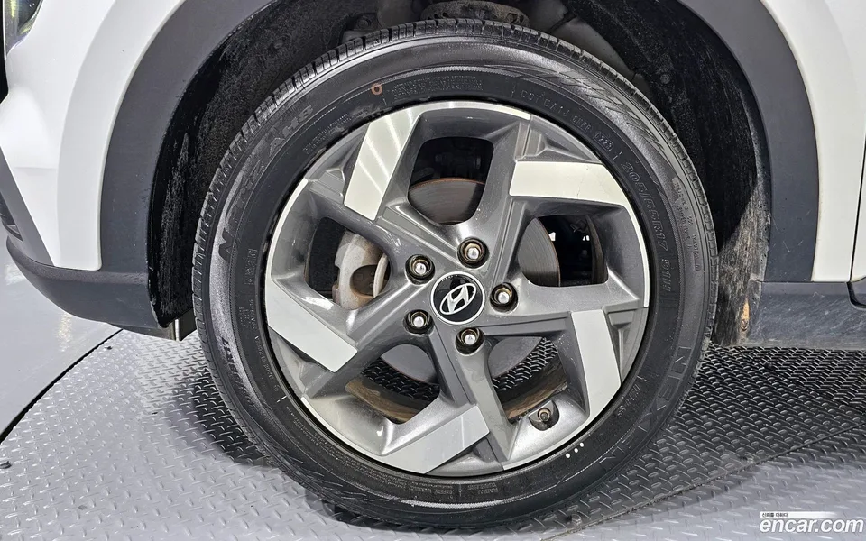 Hyundai Venue 1.6 2023 — миниатюра 5