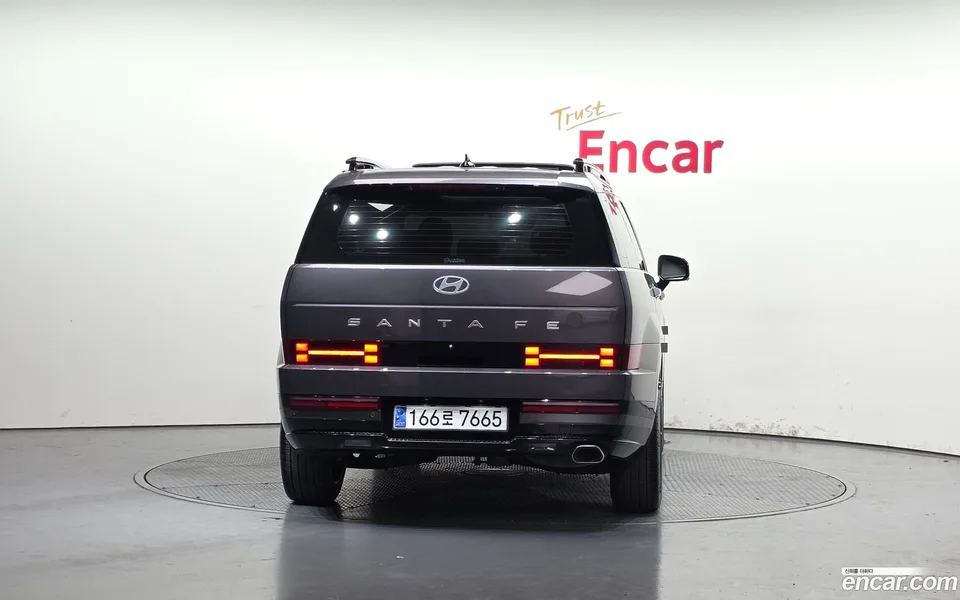 Hyundai SantaFe 2.5T 2WD 2023 — миниатюра 4