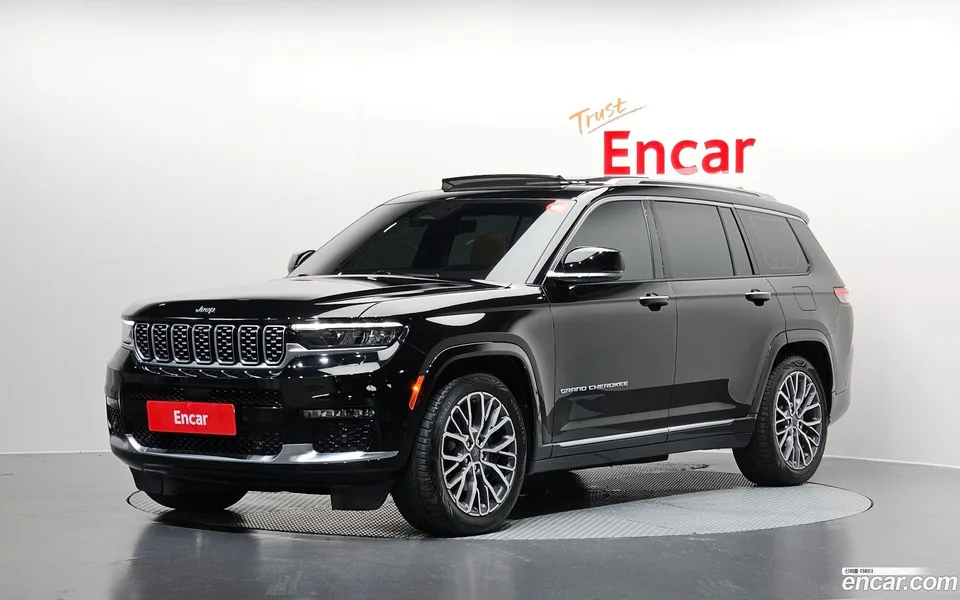 Jeep Grand Cherokee L 3.6 2022 — фото 1, купить с доставкой в Москву