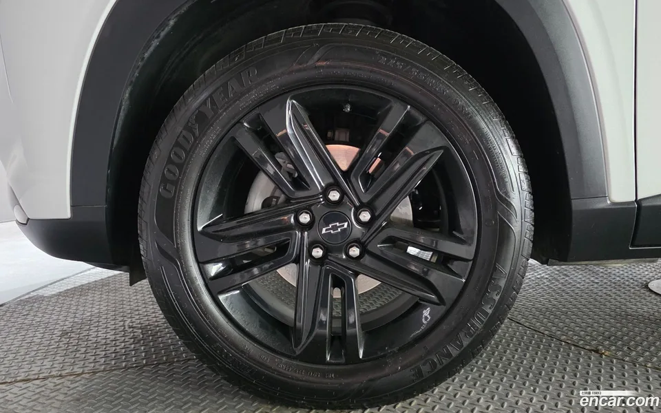 Chevrolet Trax Crossover 1.2 ACTIV 2023 — миниатюра 5