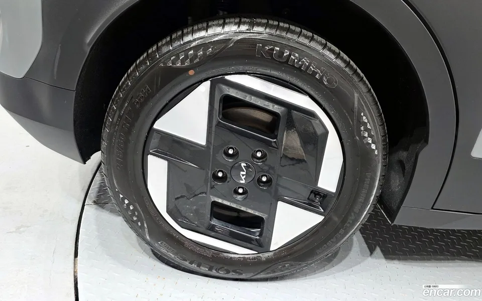 Kia EV3 2WD 2025 — миниатюра 5