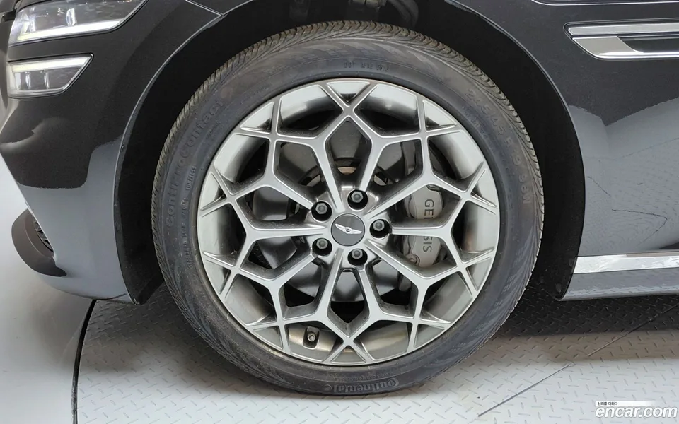 Genesis G80 2.5 2WD 2023 — миниатюра 5