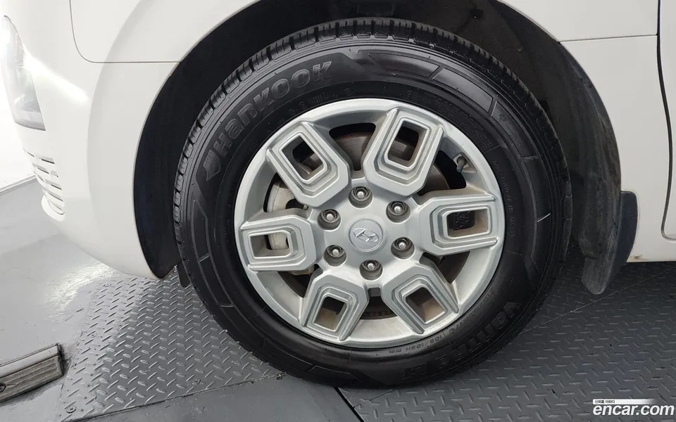 Hyundai Staria 3 2023 — миниатюра 5