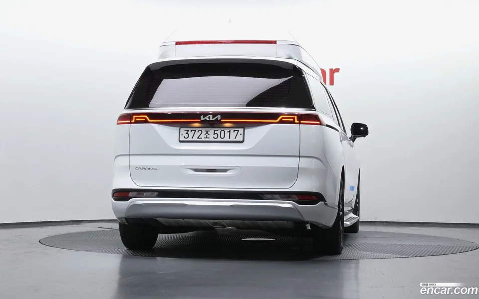 Kia Carnival 9 2023 — миниатюра 4