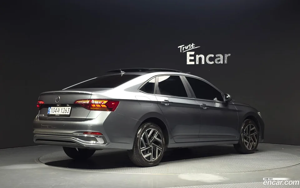 Volkswagen Jetta 1.5 TSI 2023 — миниатюра 2