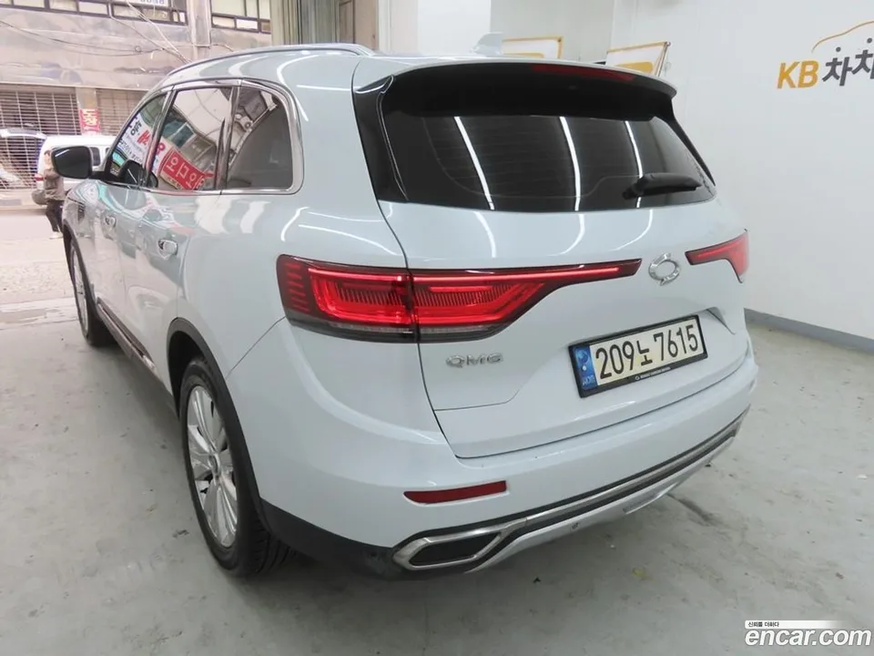 Renault Samsung QM6 2.0 LPe 2WD 2022 — миниатюра 4