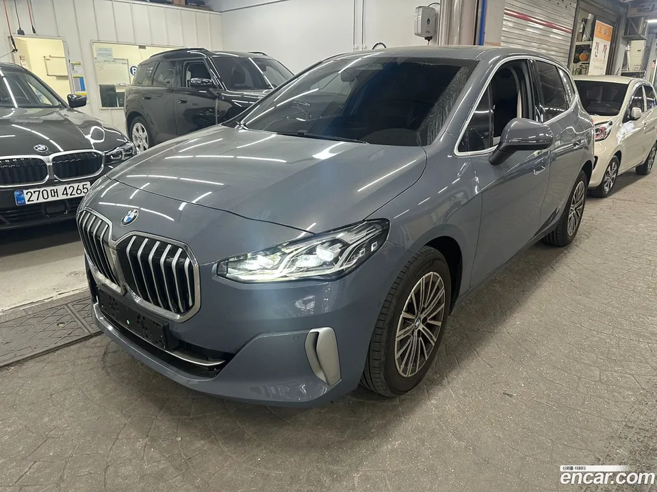 BMW 2 Series Active Tourer 220i 2024 — фото 1, купить с доставкой в Москву