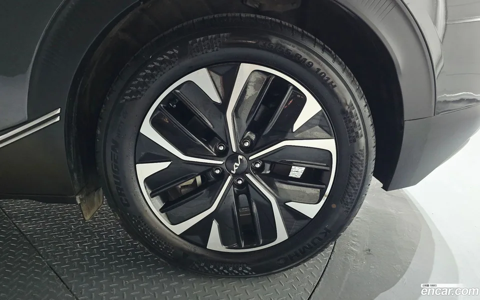 Kia EV6 2022 — миниатюра 5
