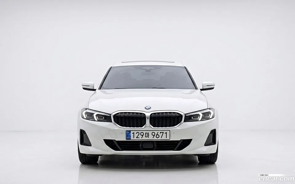 BMW 3 Series 320i 2025 — миниатюра 3