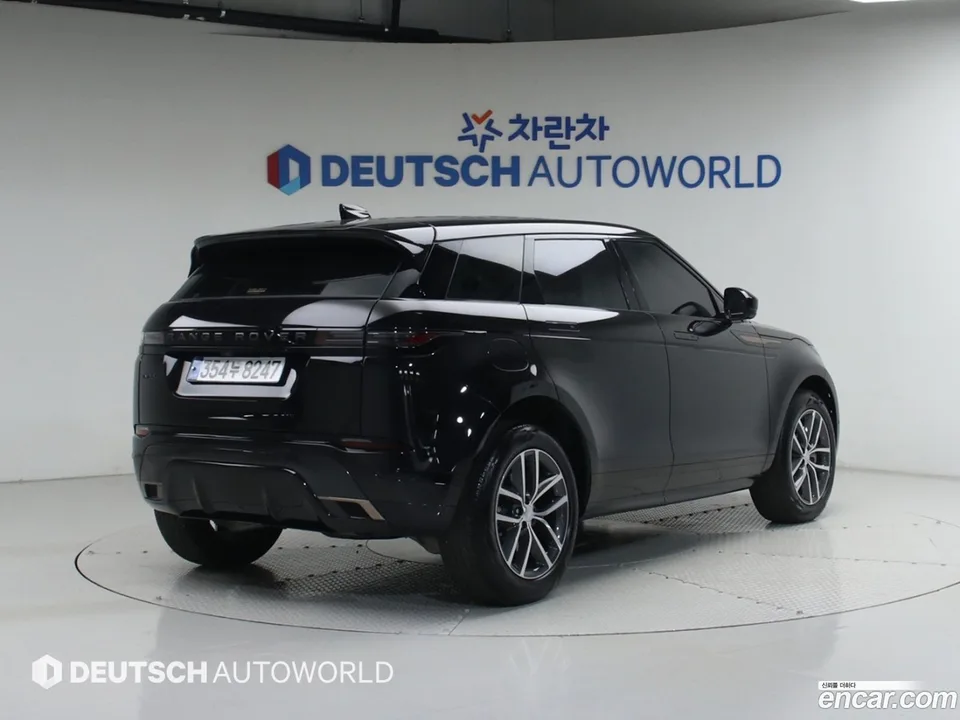 Land Rover Range Rover Evoque P250 SE 2025 — миниатюра 2