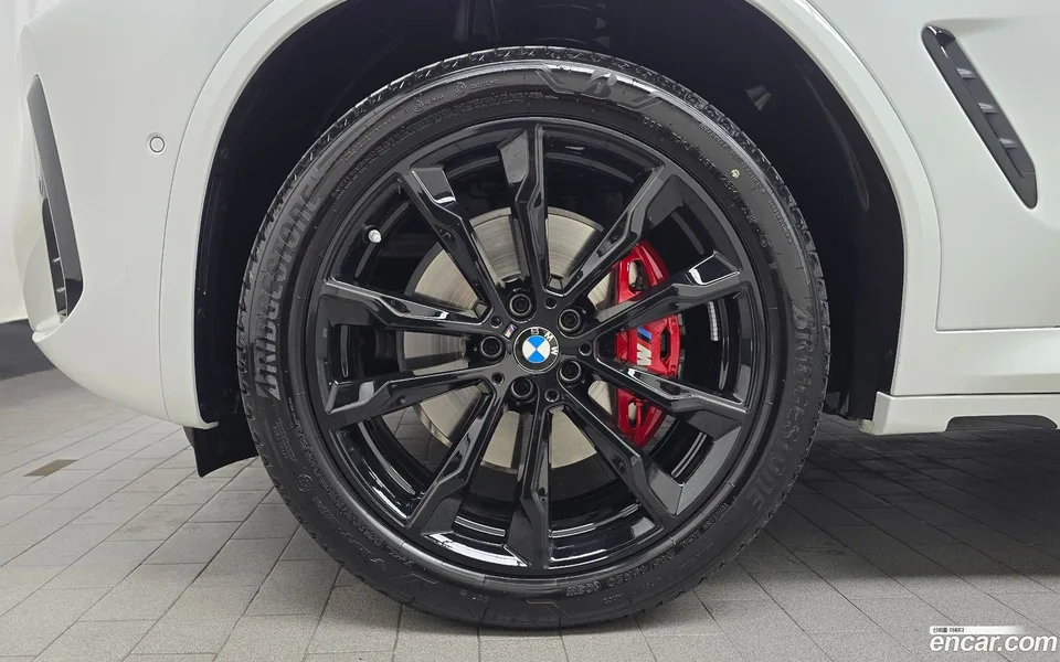BMW X4 xDrive20i M 2025 — миниатюра 5