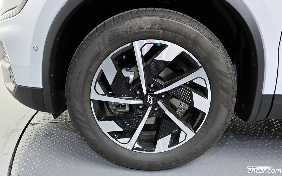 Renault Samsung QM6 2.0 LPe RE 2WD 2026 — миниатюра 2