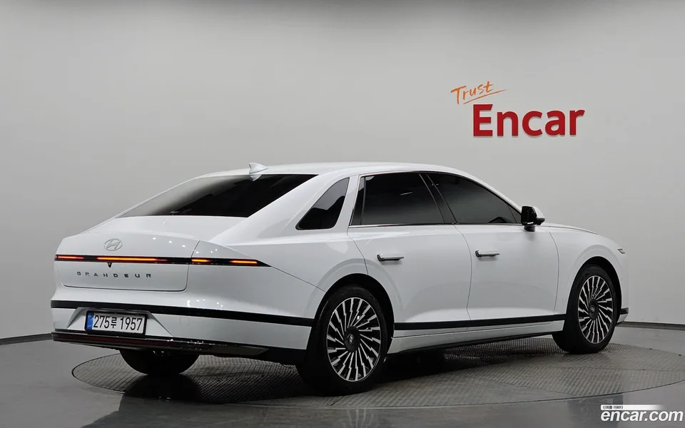 Hyundai Grandeur Hybrid 2025 — миниатюра 2