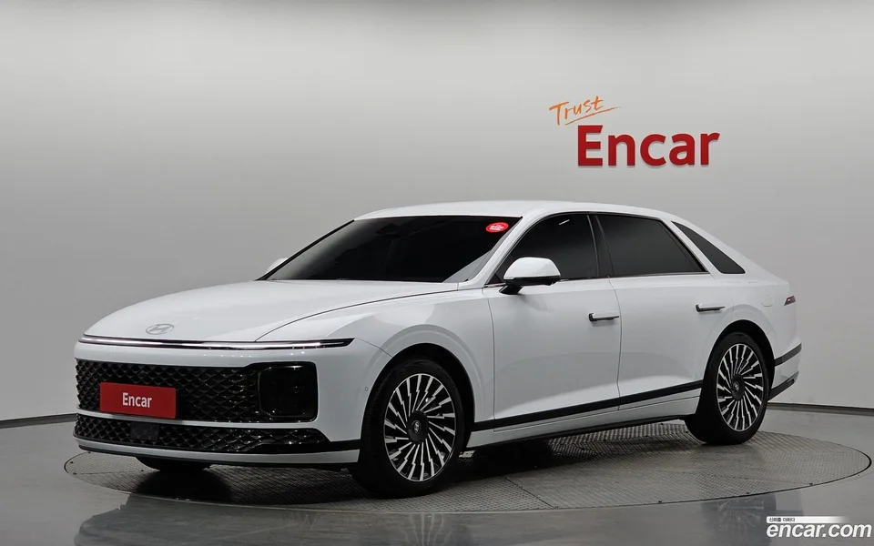 Hyundai Grandeur Hybrid 2025 — фото 1, купить с доставкой в Москву