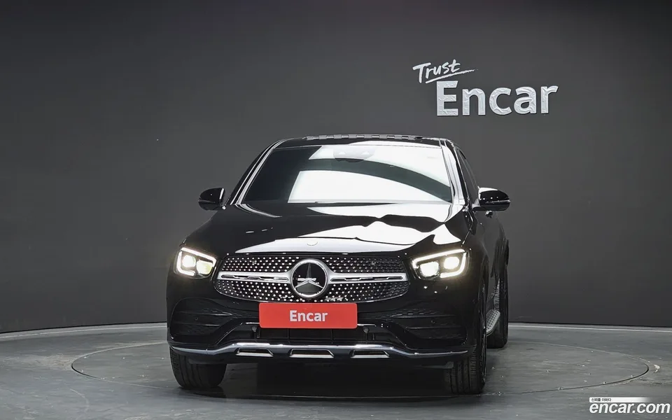 Mercedes-Benz GLC-Class GLC300 4MATIC 2023 — миниатюра 3