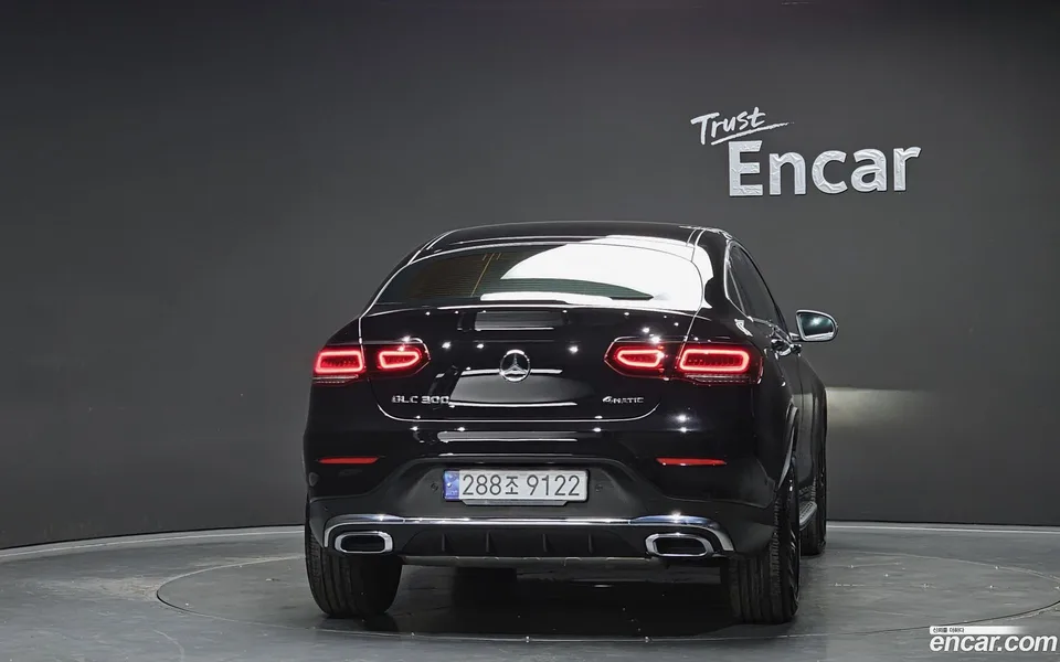 Mercedes-Benz GLC-Class GLC300 4MATIC 2023 — миниатюра 4