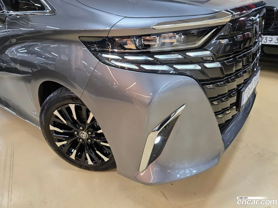 Toyota Alphard 2.5 HEV AWD 2025 — миниатюра 5