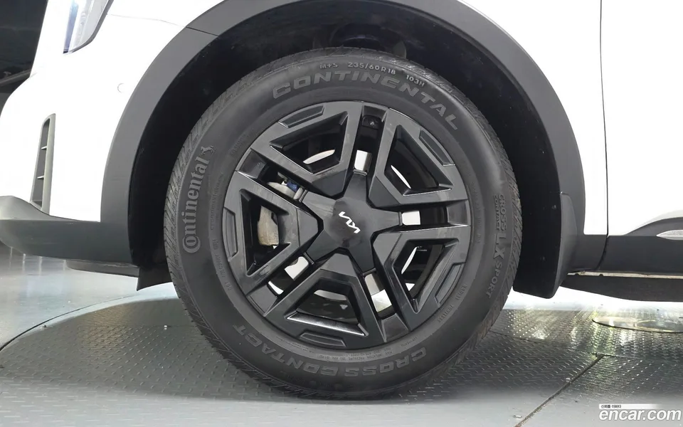 Kia Sorento HEV 1.6 2WD 2024 — миниатюра 5