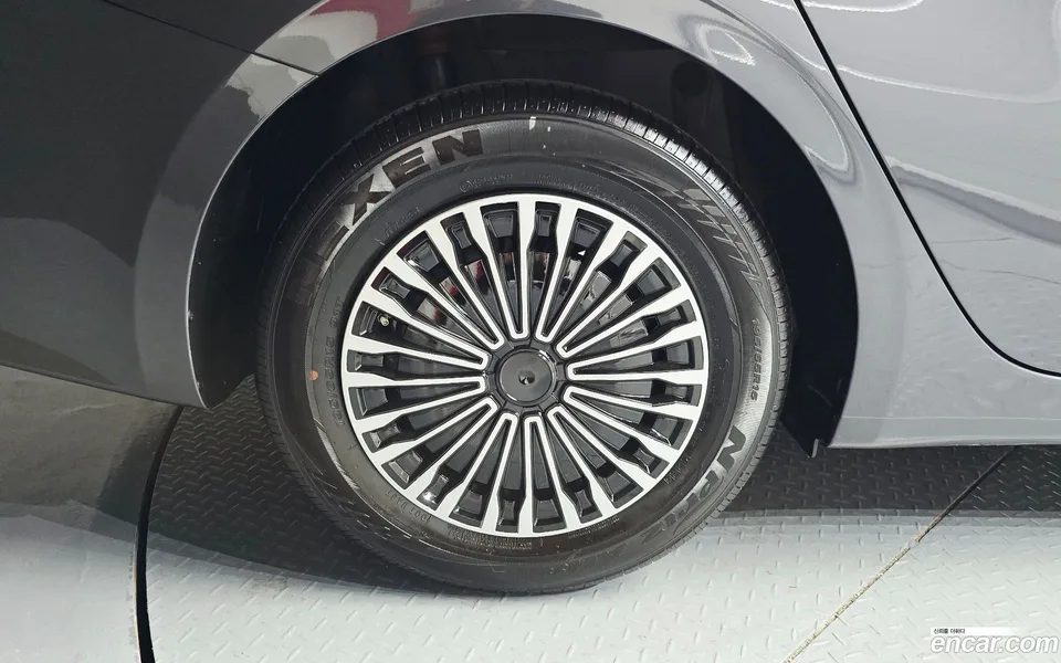 Kia K3 1.6 2023 — миниатюра 5