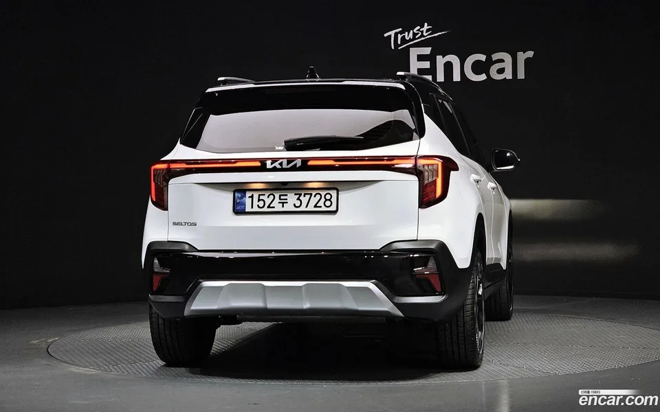 Kia Seltos 1.6 2WD 2024 — миниатюра 4
