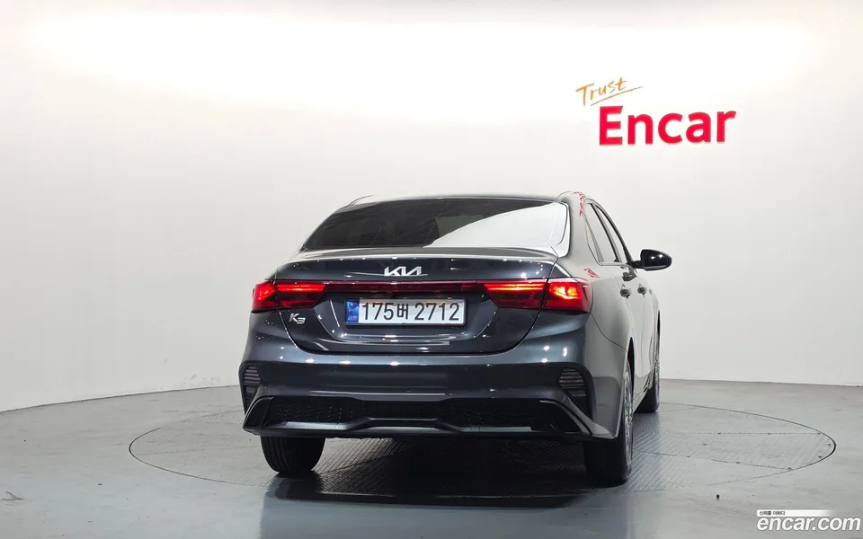 Kia K3 1.6 2023 — миниатюра 4