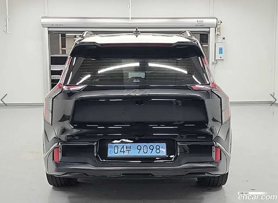 Kia EV9 4WD 2024 — миниатюра 3