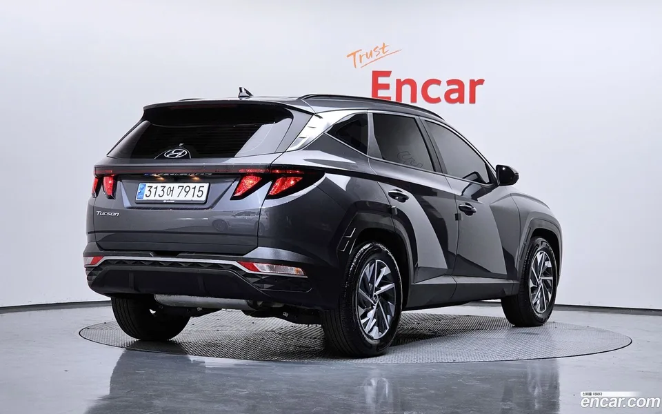 Hyundai Tucson 1.6 2WD 2023 — миниатюра 2