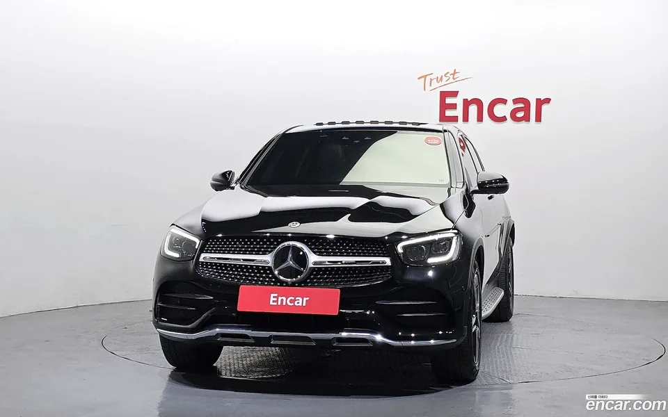 Mercedes-Benz GLC-Class GLC300 4MATIC 2023 — миниатюра 3