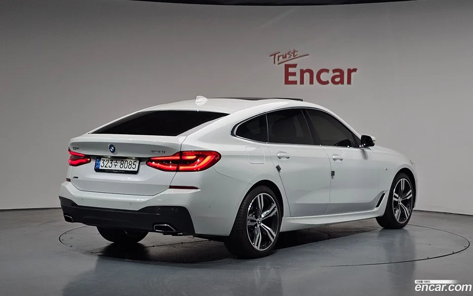 BMW 6 Series GT 630i xDrive M 2024 — миниатюра 2