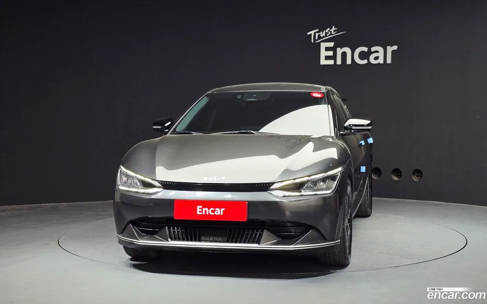 Kia EV6 2022 — миниатюра 3