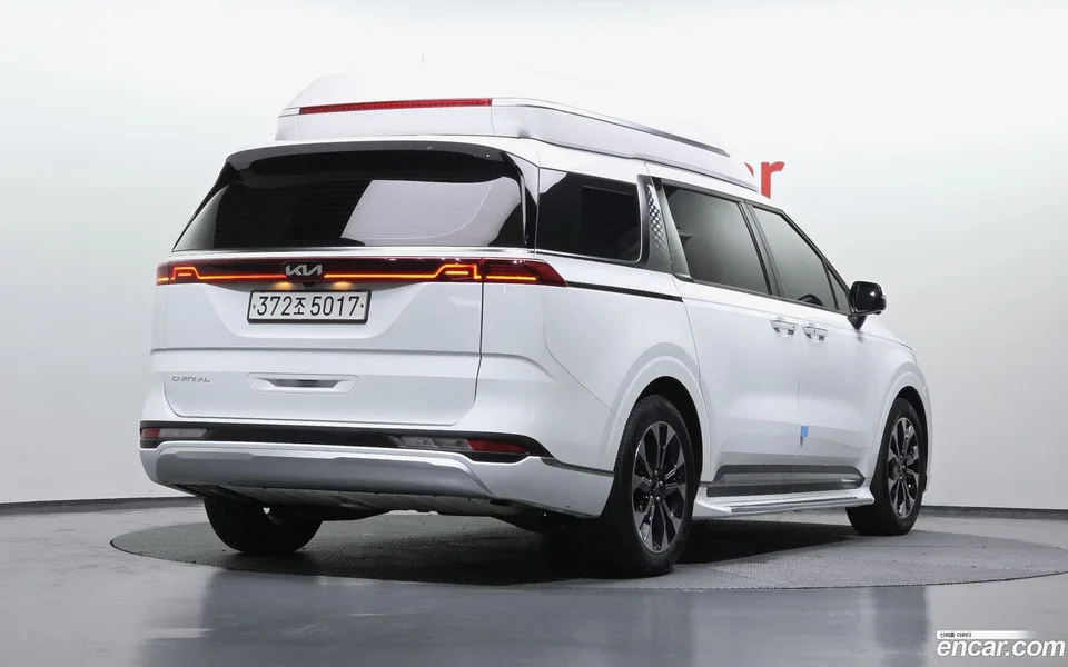Kia Carnival 9 2023 — миниатюра 2