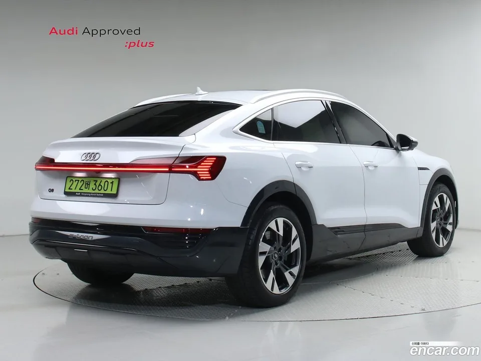 Audi Q8 e-tron 55 2024 — миниатюра 2