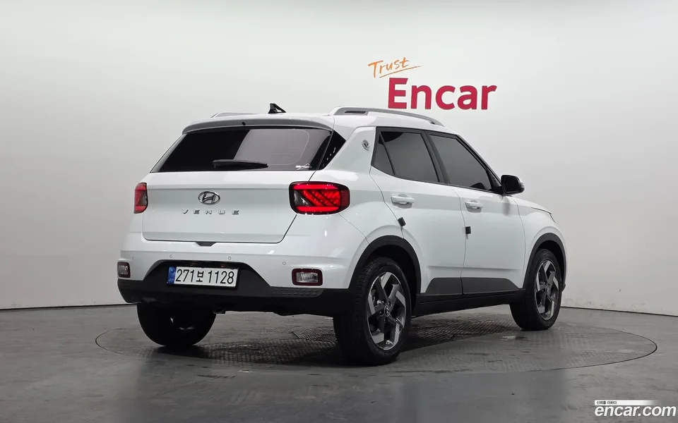 Hyundai Venue 1.6 2025 — миниатюра 2