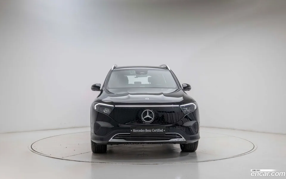 Mercedes-Benz EQB EQB300 4MATIC 2025 — миниатюра 3
