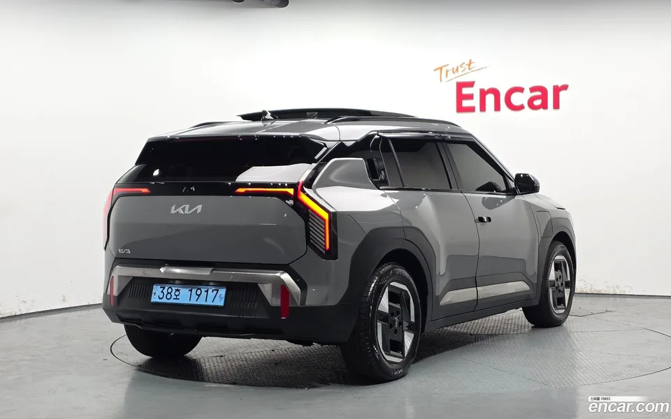 Kia EV3 2WD 2025 — миниатюра 2