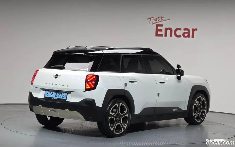MINI Aceman SE 2025 — миниатюра 2