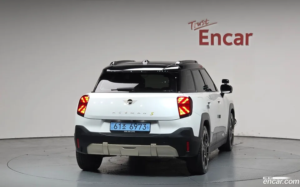 MINI Aceman SE 2025 — миниатюра 4